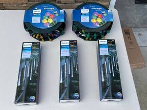 Philips 12 Icicles IndoorOutdoor LED String Lights (4 Boxes) - 200 Sphere Lights Spool
