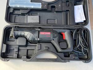 Craftsman 7.5-Amp Corded Reciprocating Saw with Case and Blades