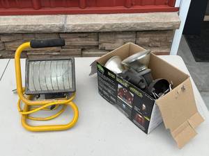 Work Light on Frame Stand & LED Security Light Kit (Lot of 2)