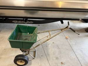 ESCO SPDR 80# Seed Spreader 51 SS - Model 705699, Made in USA