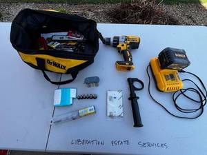 DeWALT DCD996 20V MAX XR Hammer DrillDriver Kit - Batterie, Fast Charger & Accessories