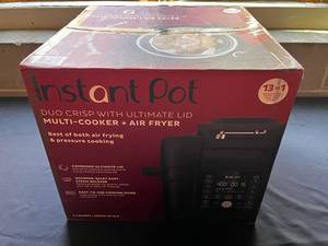 Instant Pot Duo Crisp with Ultimate Lid 6.5-Quart Multi-Cooker & Air Fryer (13-In-1)