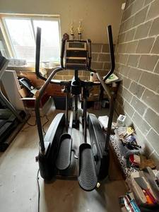 NordicTrack Elliptical Trainer with iFit Live Console and Intermix Acoustics 2.0