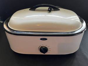 Oster Roaster Oven with Lid - Includes Rack and Manual