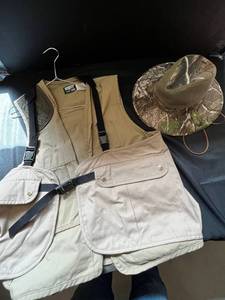 Outdoor Hunting Vest & Camouflage Boonie Hat Bundle (Lot of 2)