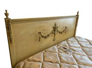 LLB - Vintage Wooden Neoclassical-Style Antique Queen Bed Headboard and Footboard with Rails