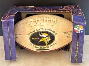 FC - Minnesota Vikings Vintage Football - Limited Edition 10,000