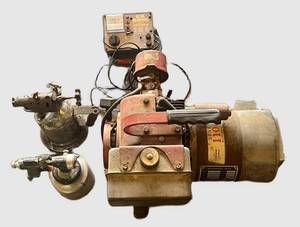 G - AstroFlight Six-Seven Cell Charger Model 114 ACDC - Sears Roebuck