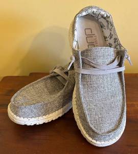 MB - Hey Dude Wendy Linen Shoes - Size 8