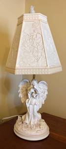 MB - Vintage Angel Lamp