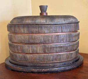 MB - Decorative Lidded Vessel