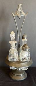 LR - Vintage Cruet Set