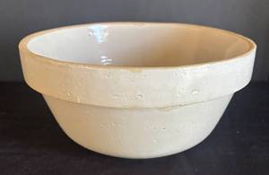 DR - Vintage Stoneware Bowl
