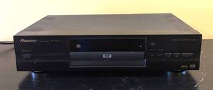 LL - Pioneer DVD Player Model DV-525