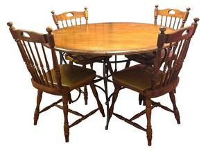 K - Vintage Round Oak Dining Table with Four Spindle-Back Chairs