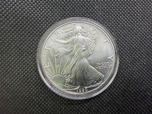 1990 BU 1 Oz. Silver American Eagle