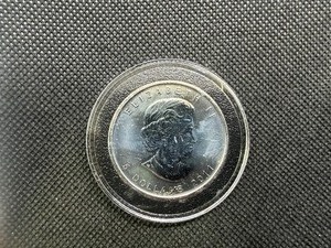 2011 BU Canadian 1 Oz. .9999 Silver Maple Leaf Coin