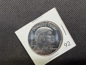 BU One Ounce .999 Silver Donald J. Trump 45th President Round