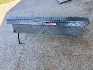 Weather Guard Side Mount Truck Box Locking with Keys Model 178-6-03