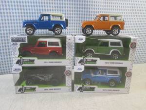 (BS) 6 Die-Cast 1973 Ford Broncos ...