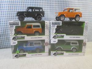 (BS) 6 Die-Cast 1973 Ford Broncos ...