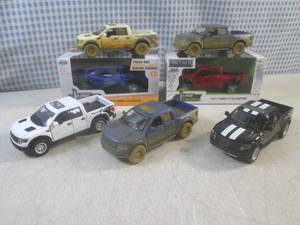 (BS) 7 Die-Cast Ford F-150 Raptors ...