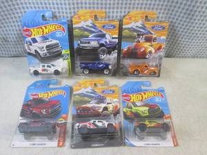 (EC1) 6 Hot Wheels Assorted Ford Tr...