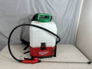Milwaukee M18 18-Volt 4 Gal. Lithium-Ion Cordless Switch Tank Backpack Lawn Sprayer
