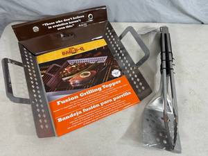 New Stainless Steel Grill Topper, Grill Spatula, Grill Tongs