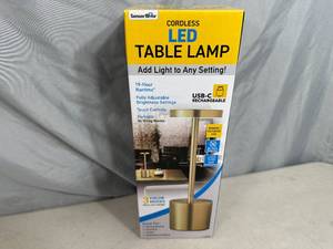 New Cordless LED Table Lamp