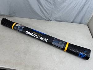 New Razor Heavy Duty Griddle  Grill Mat