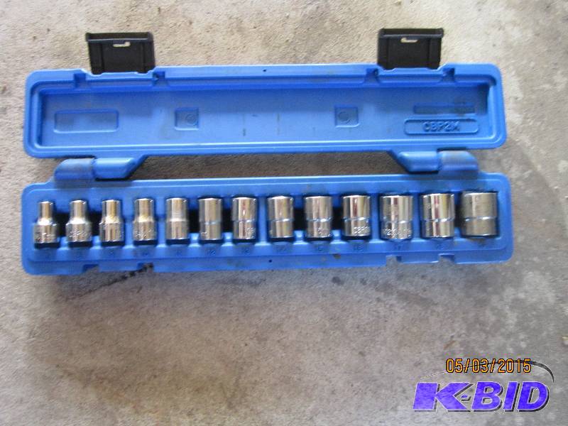 Socket set