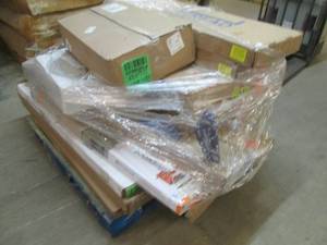 Pallet of home store closeouts...