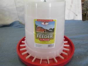 11pnd hanging poultry feeder...