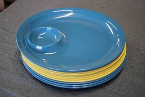 11 Chip dip plates...