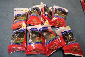 8-8oz packets of hummingbird nectar...