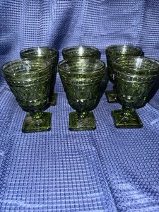 Avocado green Park Lane goblets
