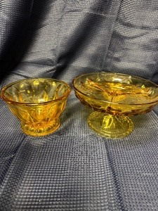 Lot of 2 vintage Amber dishes with pedestal bases