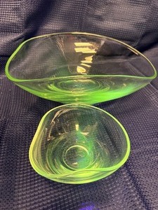 Manganese serving dish set