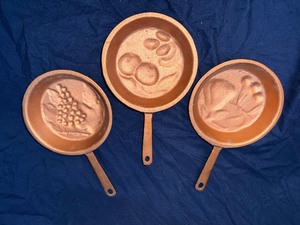 Set of 3 decorative cast aluminum