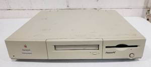 Working Apple Macintosh Performa 6112CD Computer&nbsp