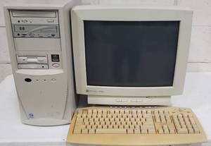 Impression 7Plus Monitor DE-770 BA wCompaq Keyboard &amp PC