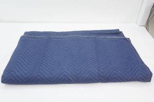 Moving Blanket 72x 80. (approx.) Like New Condition.