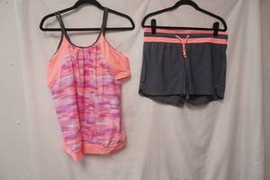 NEW Womens Swimsuit. Free Country Size 16 Top & Size L Bottom