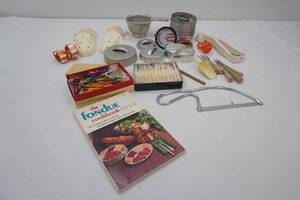 Vintage Kitchen Lot