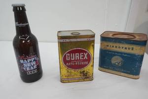 Vintage Oil Cans & Budweiser Collectible Beer Bottle