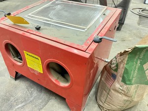 Advanced Tool Design Blast Cabinet