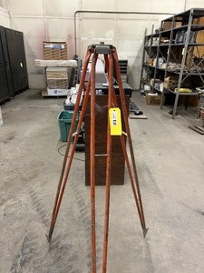 Tri-Pod