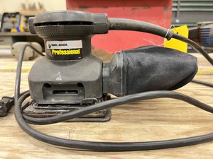 Black and Decker Palm Grip Sander