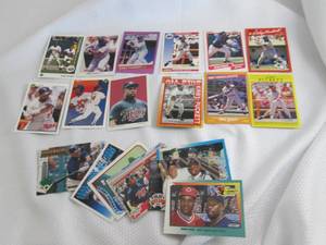 Assorted Kirby Puckett Cards...